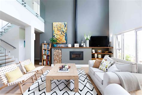 Designer Tips For A Stunning Living Room Arrangement