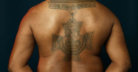 hero sgt johnson beharry has victoria cross awarded for gallantry tattooed on back mirror online