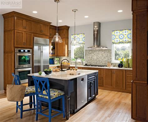 Kraftmaid Cherry Cabinetry In Golden Lager Traditional Kitchen