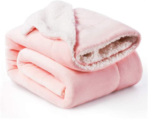 Bedsure Sherpa Fleece Blanket Twin Size Pink Plush Blanket Fuzzy Soft