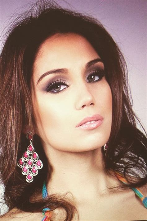 Nicole Maechtig Miss Continentes Unidos Chile 2015 Replacing Natividad Leyva For Unknown