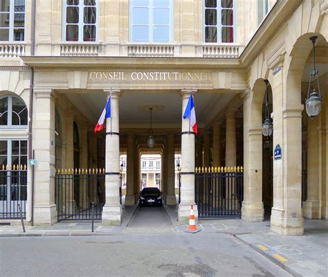 Conseil Constitutionnel à Paris En Métro