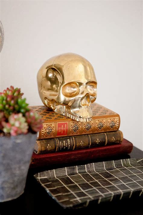 The Stylish Guide To Decorating With Skulls Skull Decor Decor