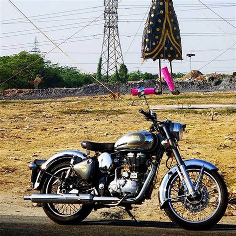 Royal Enfield Classic 500 Chrome Price Features Specifications