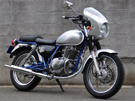150 results for suzuki tu250. ChicDesign:Road Comet Fairing, Classic/TU250 | Samurider.com