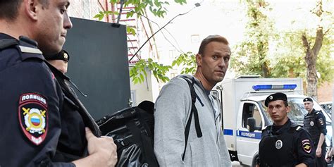 Kritik kremlu, který se od srpna v německu zotavoval z údajného pokusu o otravu jedem ze. Alexei Navalny, il più famoso oppositore di Putin, è stato ...