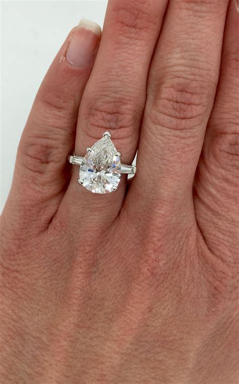 Classic Pear Shaped Diamond Engagement Ring In Platinum 1