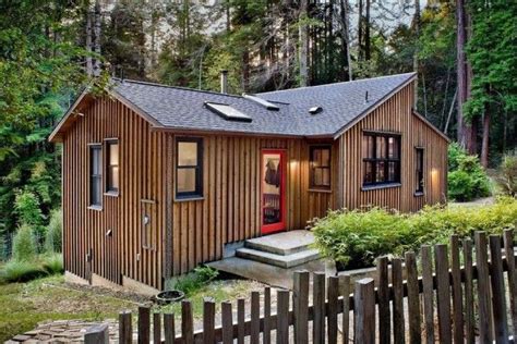 840 Sq Ft Modern And Rustic Small Cabin In The Redwoods Rustic