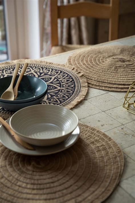 Creative Tops Set of 4 Natural Hessian Round Table Mats 41cm