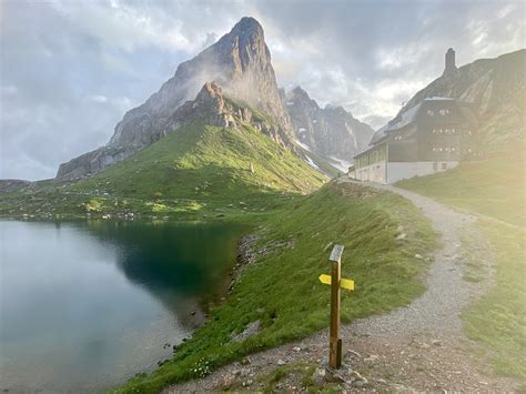This is the newest place to search, delivering top results from across the web. Die schönsten Wanderwege in Österreich | Wüstenrot Mein Leben