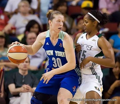 Katie Smith Returns To Seattle Wnba Amazing Women Women