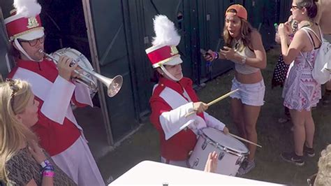 Photos Porta Potty Users Greeted By Band In Funny Prank Abc7 Chicago