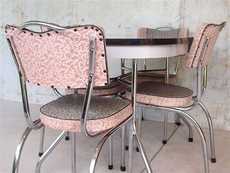 Weatherproof table and net set: 1950s Retro Pink Laminex Kitchen Set | Vintage kitchen ...