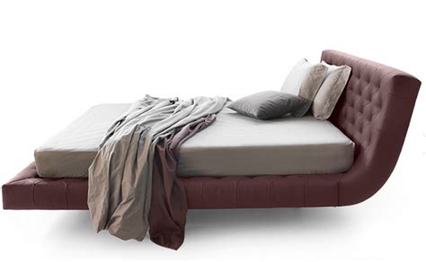 Letto rialzato con letto estraibile. Divanetto Piedi Letto - Badezimmer Deko