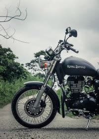 Making itself a significant manufacturer was not an easy task for the company. Royal Enfield Thunderbird 350 price, specs, mileage ...
