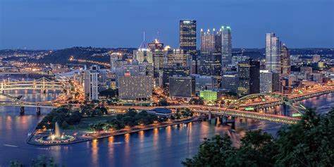 Pittsburgh Pennsylvania Skyline At Night Photograph By Ken Cave Pixels