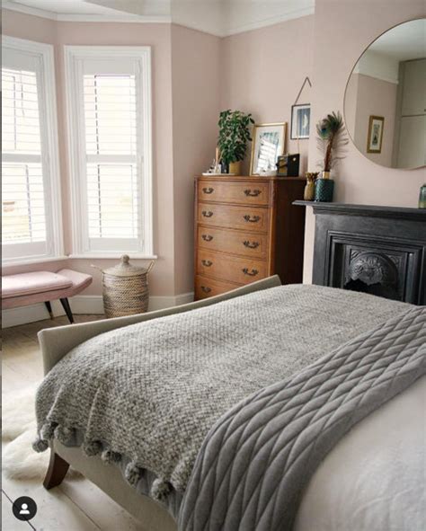 The blues/greens in particular are very bold. Ella Rose Paint Color Match - Paint Color Ideas