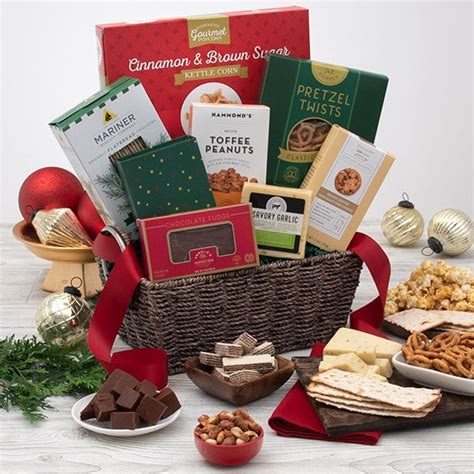 Christmas T Basket Classic By