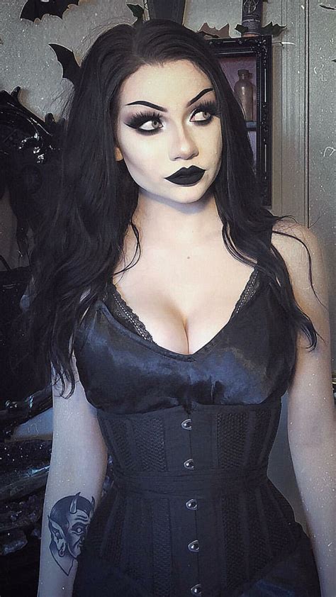 gothic girls goth beauty dark beauty dark fashion gothic fashion gothic culture makeup