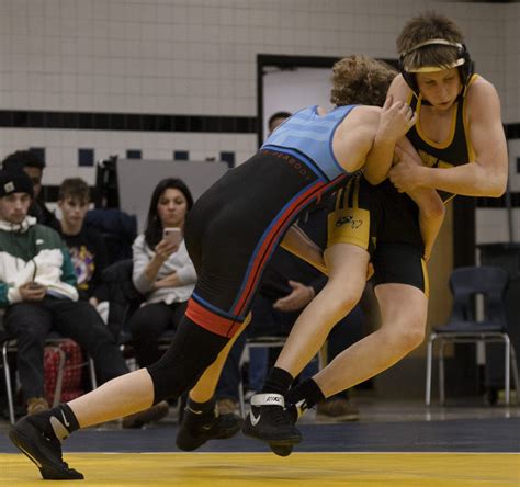 Individuals shine for Lynnfield-North Reading and Saugus-Peabody - Itemlive