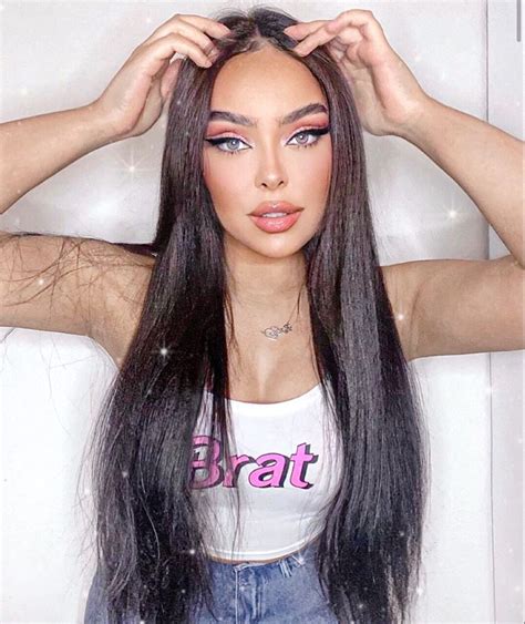 Selfie Poses Brunette Hair Xxx Barbie Chokers Crop Tops Dark