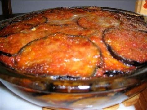 Nella ricetta originale della parmigiana le melanzane si fanno friggere. PARMIGIANA DI MELANZANE GRIGLIATE (NON FRITTE) - YouTube