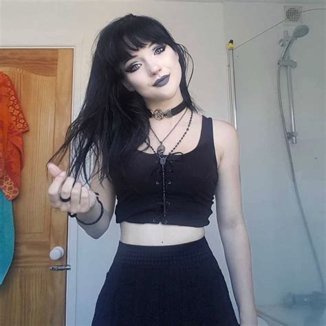 Pin By Dark Queen On Emo And Goths Fashion Cute Goth Girl