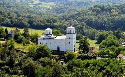 Manastiri U Srbiji Sve O Najpoznatijim Srpskim Manastirima