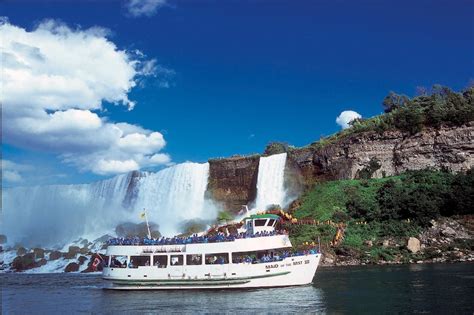 Niagara Falls Canada Tour And Maid Of The Mist Boat Ride