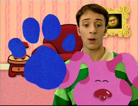 Image Pawprint In Magenta Gets Glassespng Blues Clues Wiki