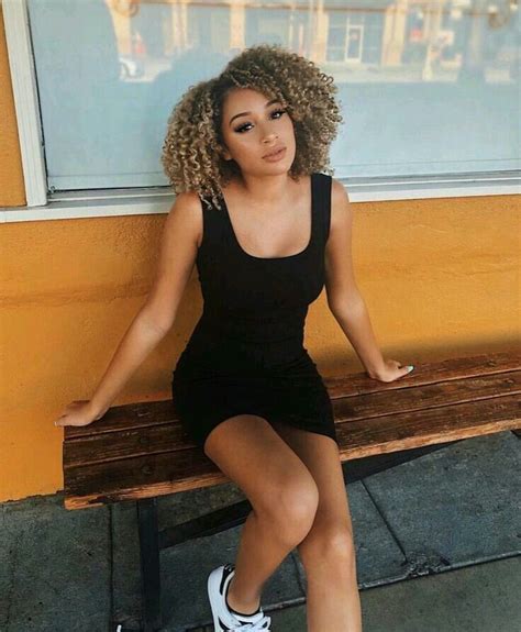 Dontcallmepale•° 🌃 Curly Hair Styles Everyday Fashion Outfits