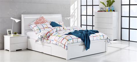 Discover stunning white bedroom suite at alibaba.com and level up your bedroom. Chicago White Gloss Bedroom Furniture Suite with multi ...