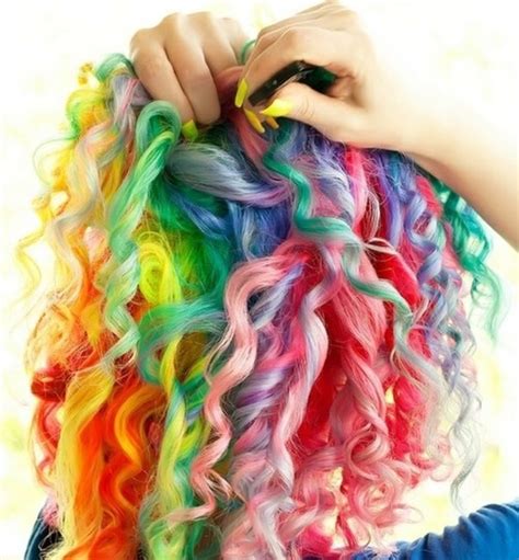 10 Colorful Rainbow Hairstyles