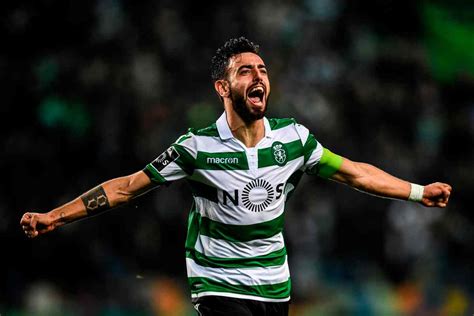 Fernandes играет с 2019 в манчестер юнайтед (мю). Calciomercato Milan, piace Bruno Fernandes. Concorrenza ...