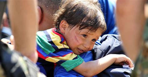 Migrant Children - 3 Things You Should Know About the Global Migrant Crisis