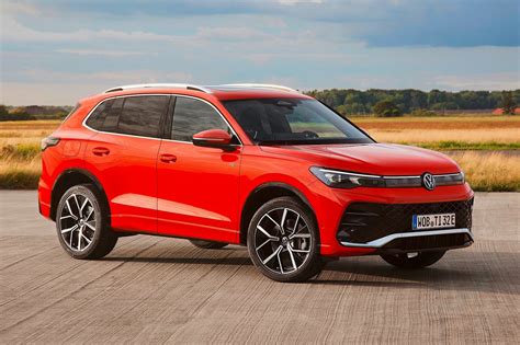 2025 Volkswagen Tiguan Review Trims Specs Price New Interior