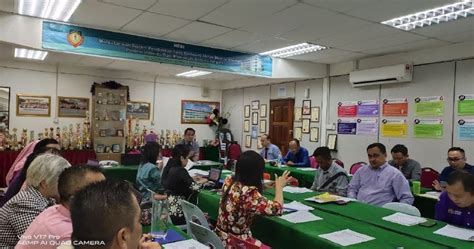 Pendidikan adalah kebutuhan pokok setiap individu. BULETIN PPD BETONG: Mesyuarat Pengurusan Pendidikan ...