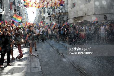 Police Disperse Lgbt Pride March In Istanbul Photos And Premium High Res Pictures Getty Images