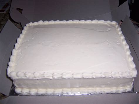 Quarter sheet cakes were on display at sam's club in bloomington monday. White Sheet Cake | Costco birthday cakes, Costco cake, Wedding cake icing