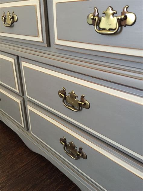 Annie Sloans French Linen And Old Ochre Refinishing Furniture