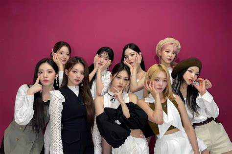 Saerom, hayoung, gyuri, jiwon, jisun, seoyeon, chaeyoung, nagyung, and jiheon. Fromis 9 - 프로미스나인 Thailand - 投稿 | Facebook