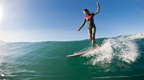 Surfing Surf Ocean Sea Waves Extreme Surfer 65 Wallpaper 2048x1152