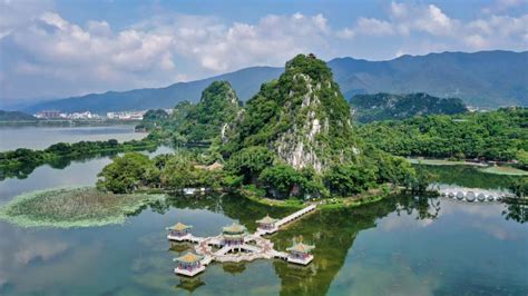 Guangdong Zhaoqing Seven Star Crags Tianzhu Rock Scenery Stock Image