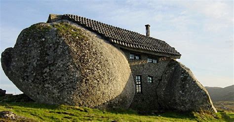 Yes Theyre Real 10 Ugliest Houses From Around The World Elite Readers