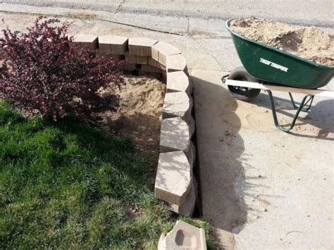 These days, retaining walls are famous because of the benefits they bring to your home's landscape. Draing for retaining wall - DoItYourself.com Community Forums