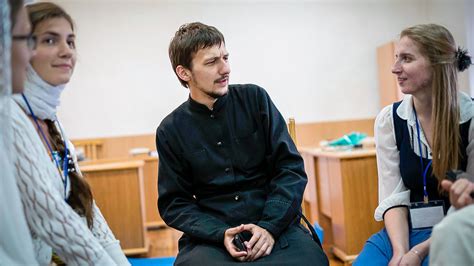 Dieser Russische Priester Predigt Auf Youtube Russia Beyond De
