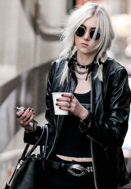 Rocker Outfits For Women 2020 In 2020 Rocker Girl Outfits Rocker Outfit Rocker Chic Outfit