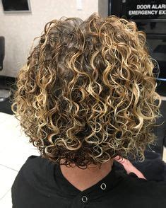These are more uniform and looks these are retro and fashionable for short hair women, who just get so much glamour and life with dry hair: Wash and wear hair perms | Curls to Straight Hair Perm ...