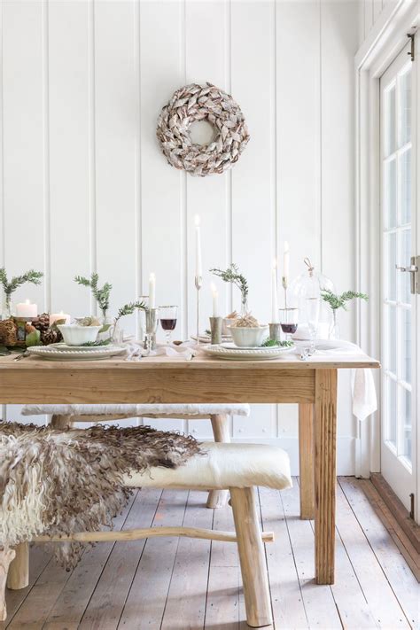 25 Scandinavian Christmas Dining Room Decor Ideas
