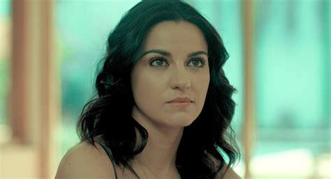 Майте перрони родилась в семье хавьера перрони и майте беорлеги. Maite Perroni: de 'Rebelde' a estrella de Netflix ...